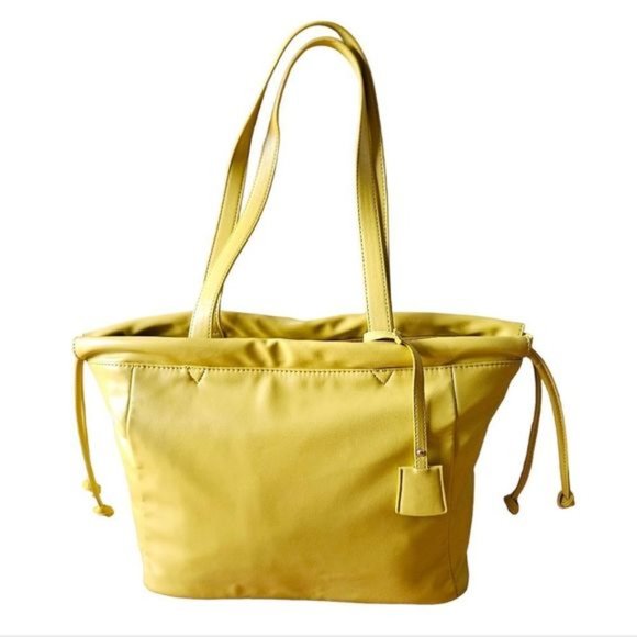 Carpisa Vegan Leather Tote Bag. - Picture 2 of 14